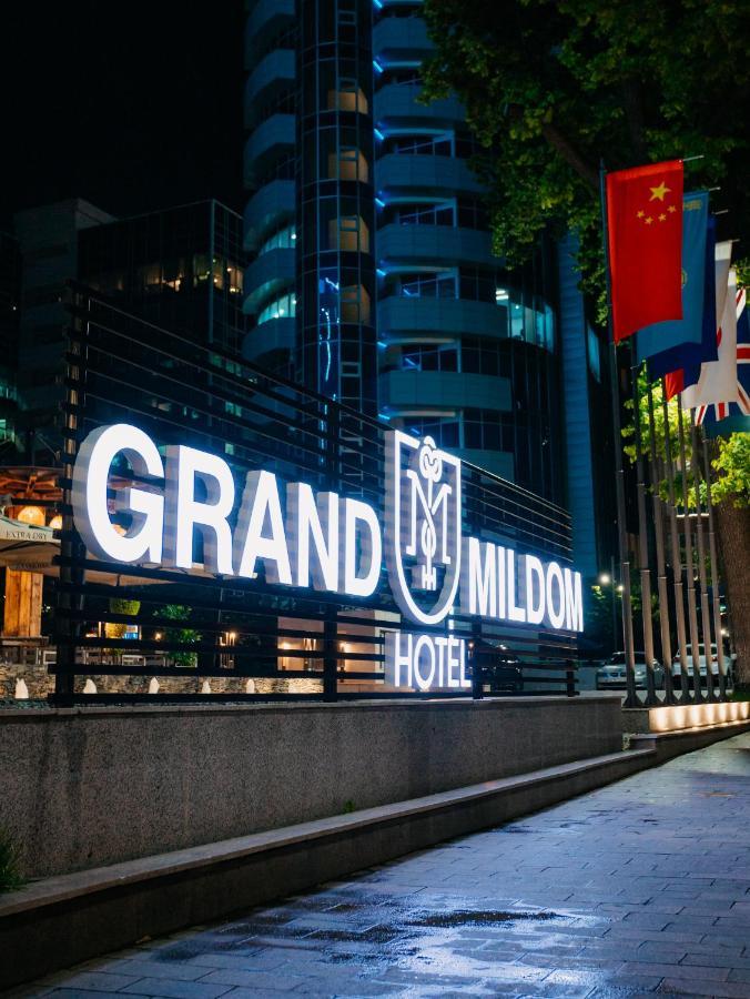 Grand Mildom Hotel Almatî Exterior foto